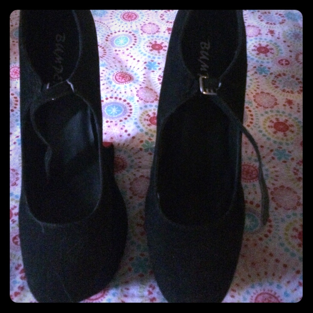 Black heels